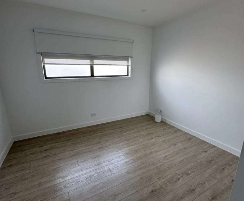 $200, Share-house, 3 bathrooms, Truganina VIC 3029