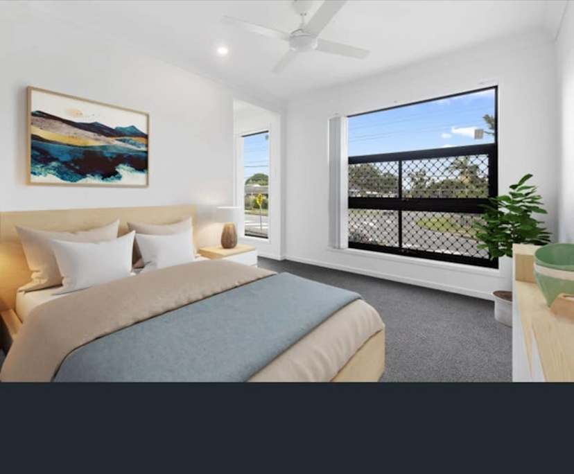 Unfurnished room with own bathroom