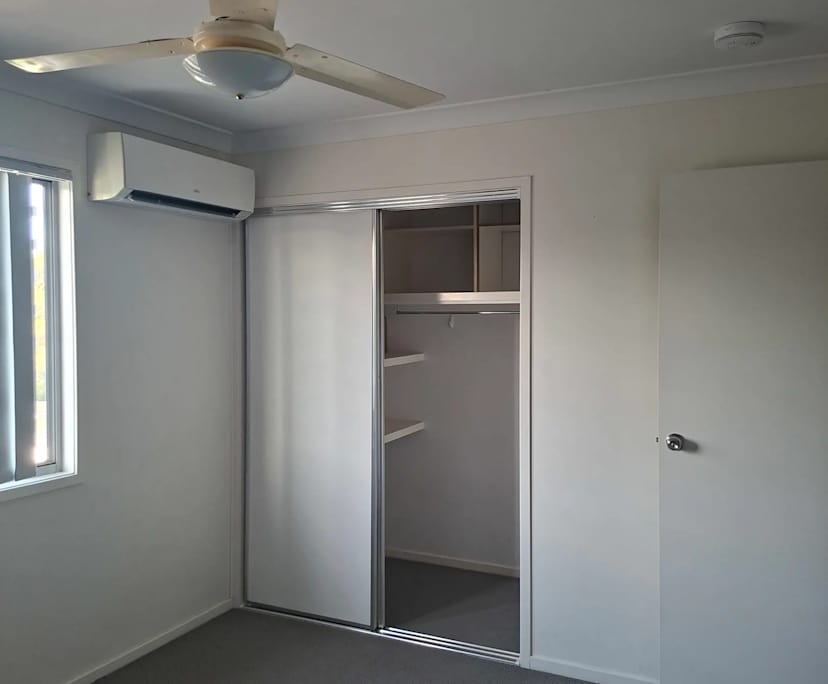 Unfurnished room with own bathroom