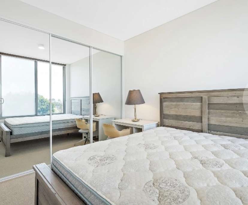 Furnished room with own bathroom