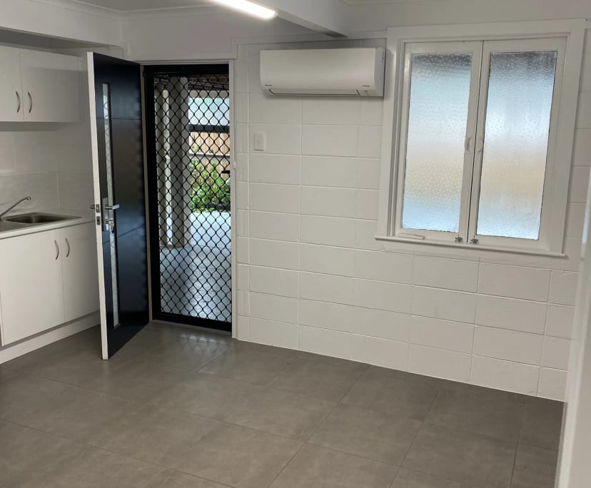 Studio for Rent in Hermit Park, Townsville 330, F...