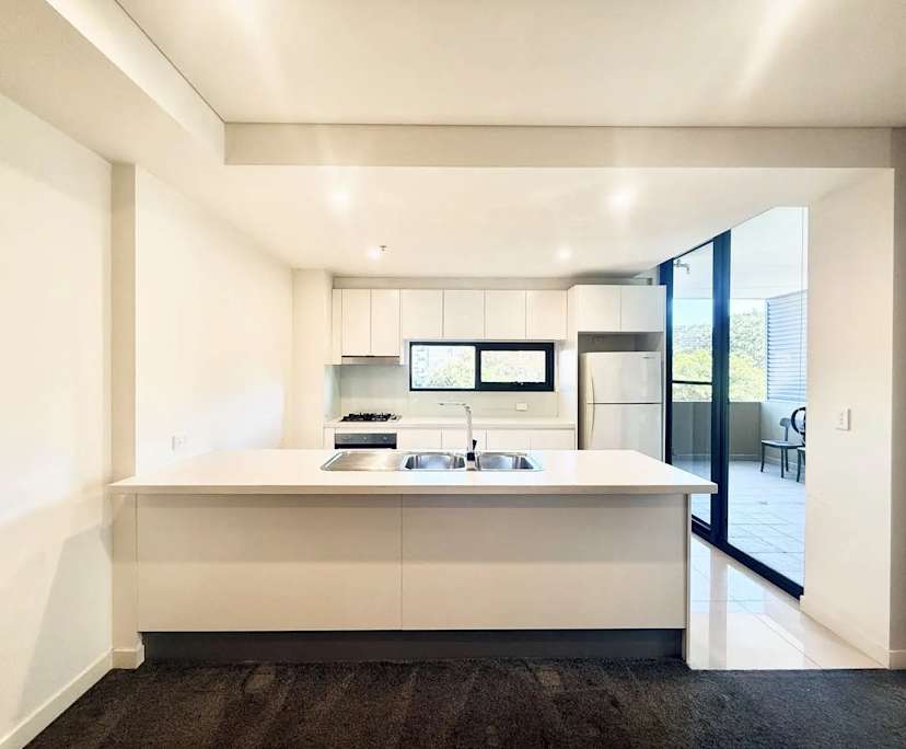 $1,100, Whole-property, 3 bathrooms, Wolli Creek NSW 2205