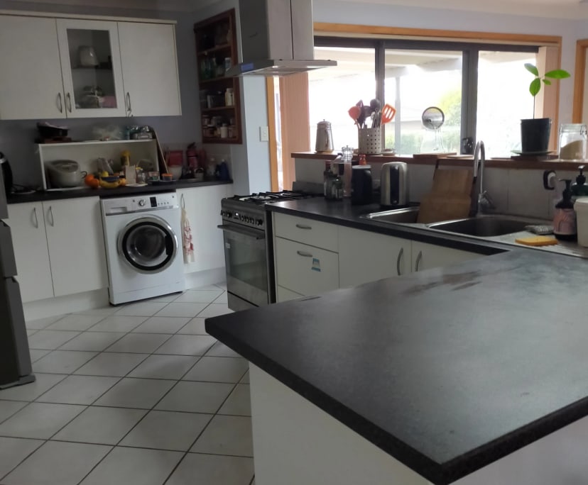 $215, Share-house, 4 bathrooms, Cook ACT 2614