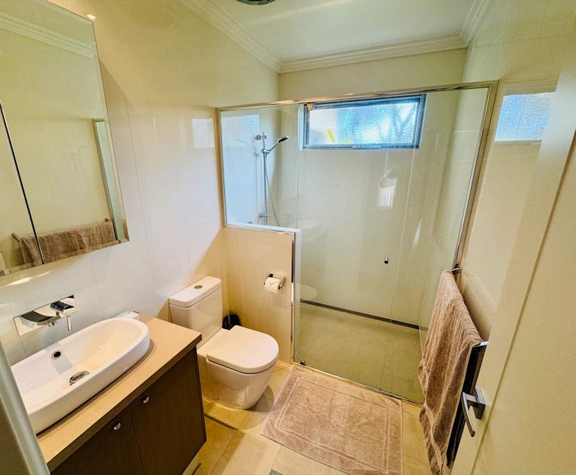 $425, Share-house, 5 bathrooms, Karrinyup WA 6018