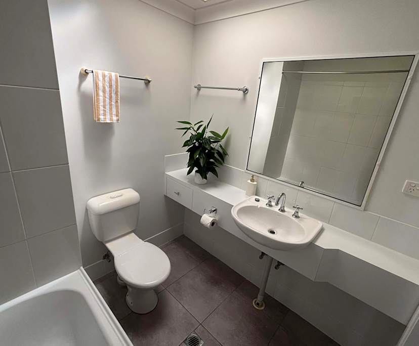 $280-300, Share-house, 2 rooms, Kawana QLD 4701, Kawana QLD 4701