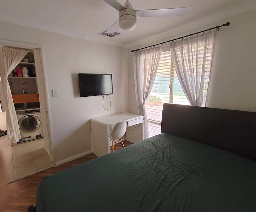 $250, Share-house, 3 bathrooms, Edgewater WA 6027