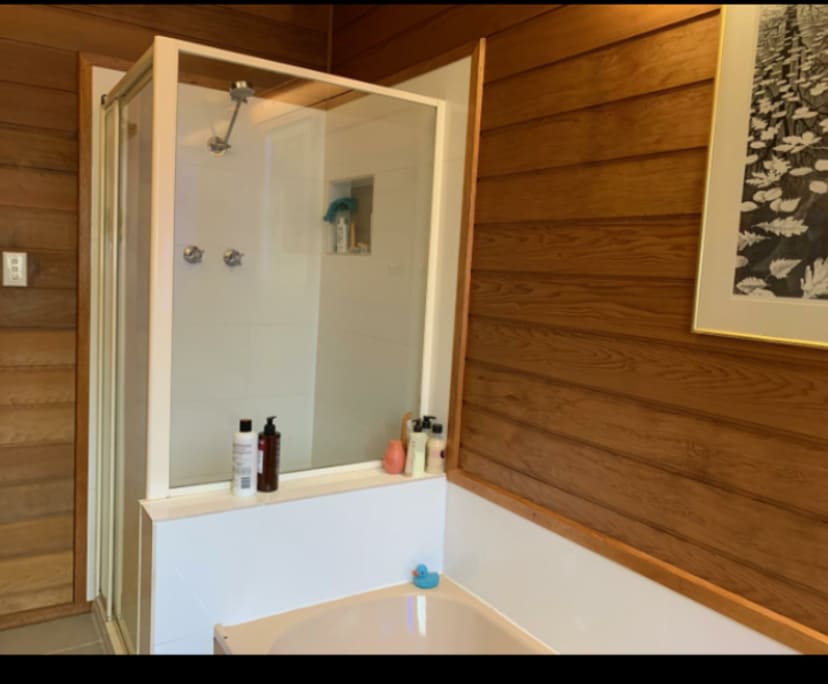 $250, Share-house, 3 bathrooms, Croydon VIC 3136