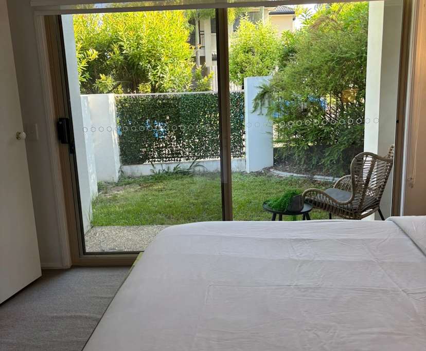 $450, Share-house, 3 bathrooms, Varsity Lakes QLD 4227