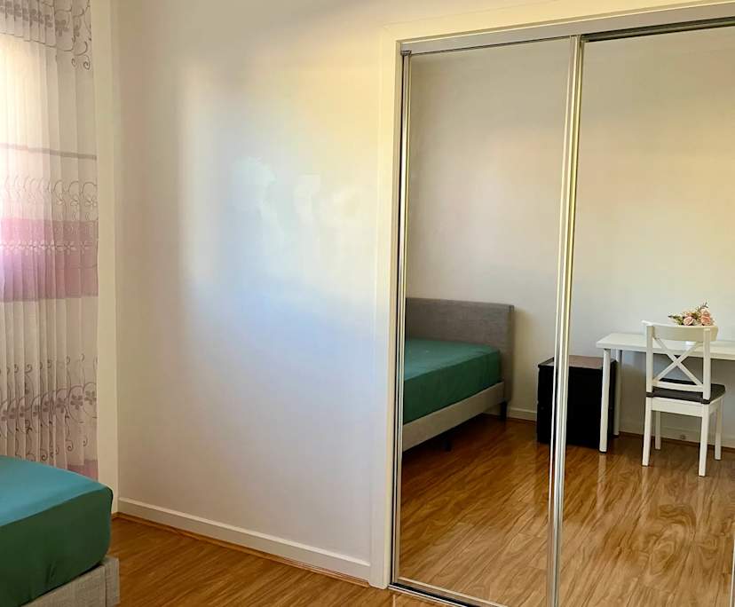 $175, Share-house, 3 bathrooms, Thomastown VIC 3074