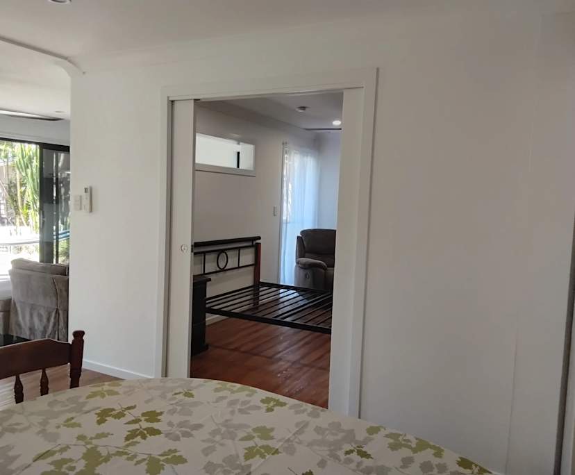 $625, Granny-flat, 1 bathroom, Miami QLD 4220