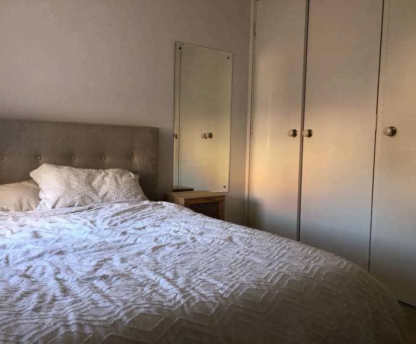Furnished room in a share house