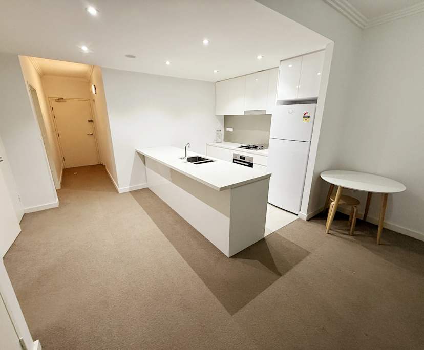 $650, Student-accommodation, 2 bathrooms, Turrella NSW 2205