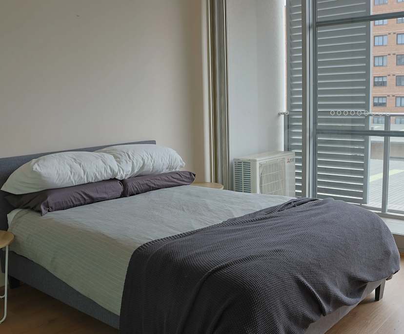 Furnished room with own bathroom