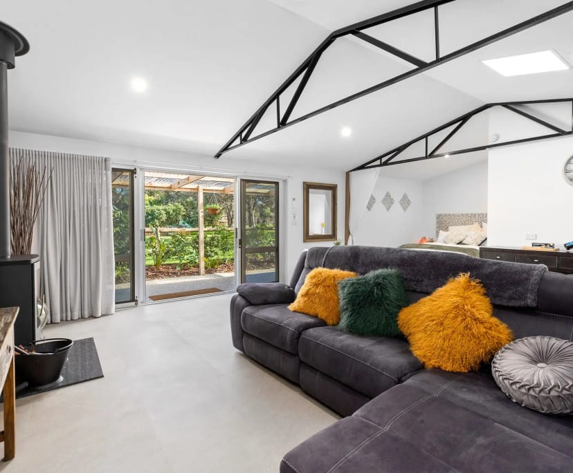 Studio for Rent in Wallington, VIC 350, Furnished...