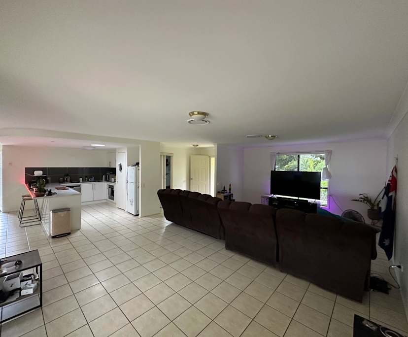 $300, Share-house, 3 rooms, Bellmere QLD 4510, Bellmere QLD 4510