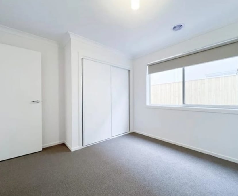 $260, Share-house, 4 bathrooms, Officer VIC 3809