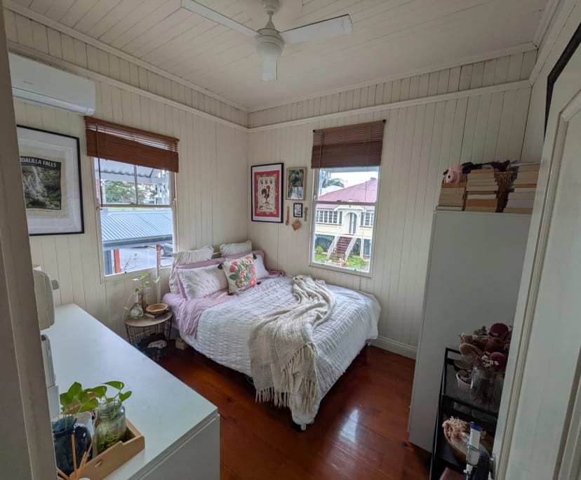 Unfurnished room in a share house