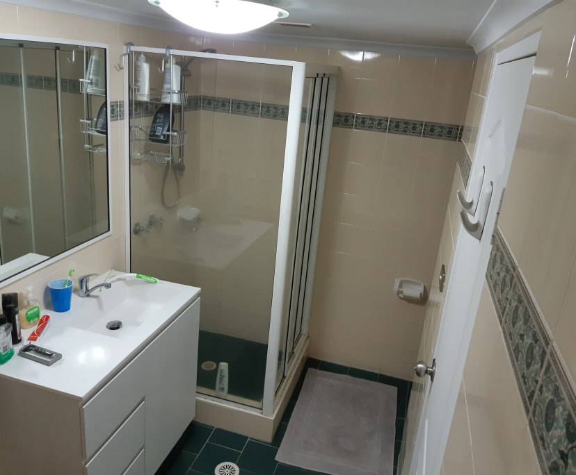 $290, Flatshare, 2 bathrooms, Wollongong NSW 2500