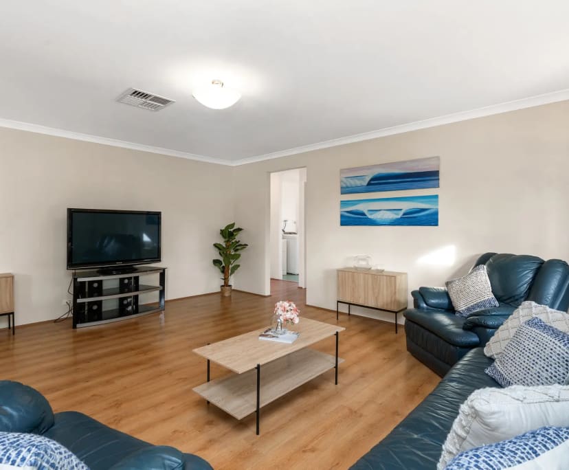 Room for Rent in Success, Perth 210, Furnished, S...