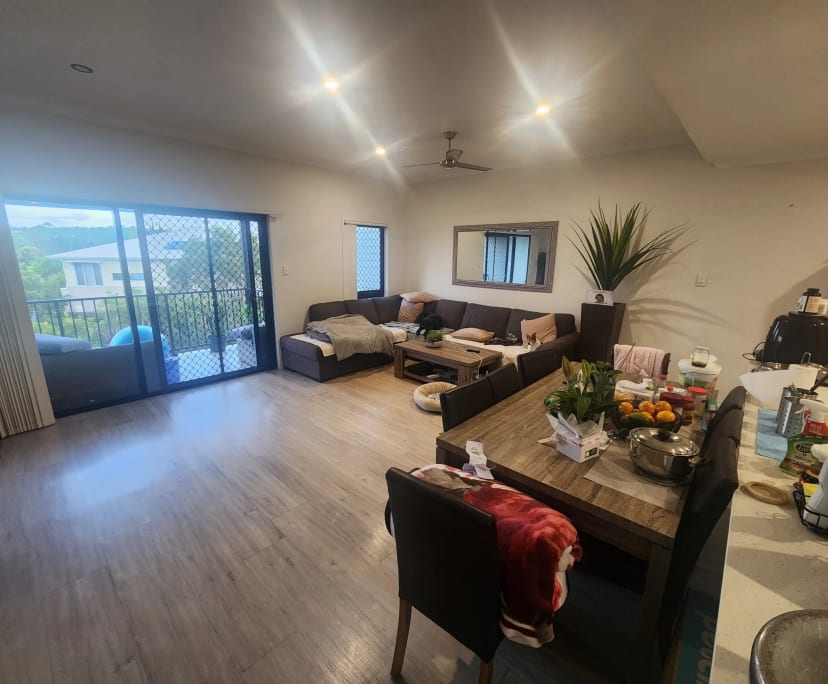 Furnished room in a flatshare
