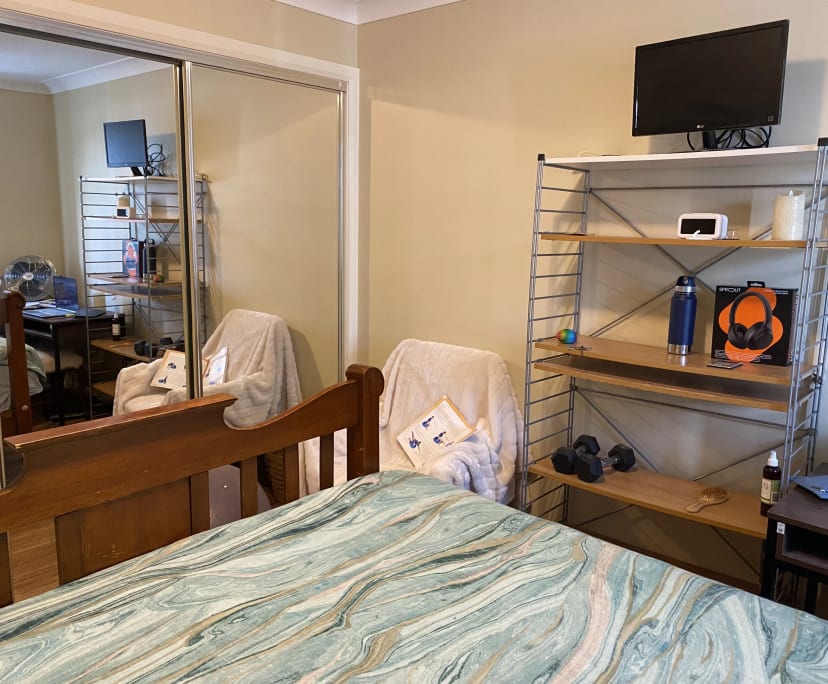 Furnished room with own bathroom