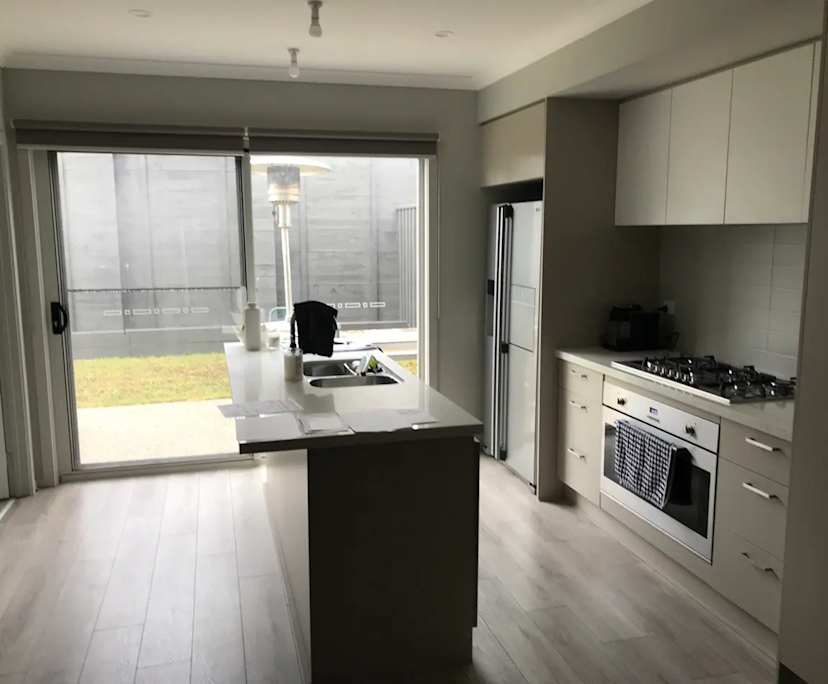 $400, Share-house, 3 bathrooms, Thomastown VIC 3074