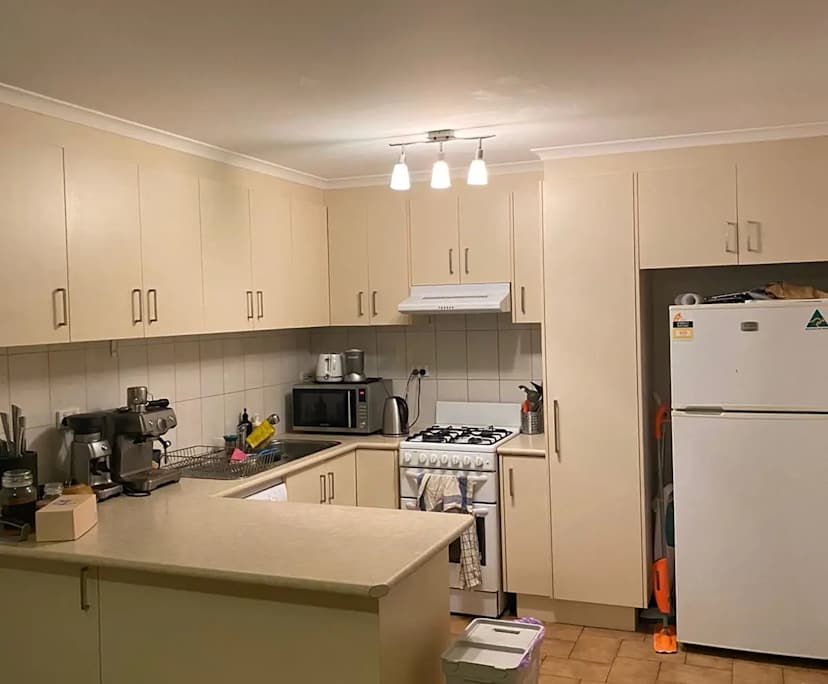 Room in a share house