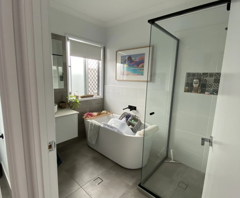 $350, Share-house, 3 bathrooms, Manly West QLD 4179