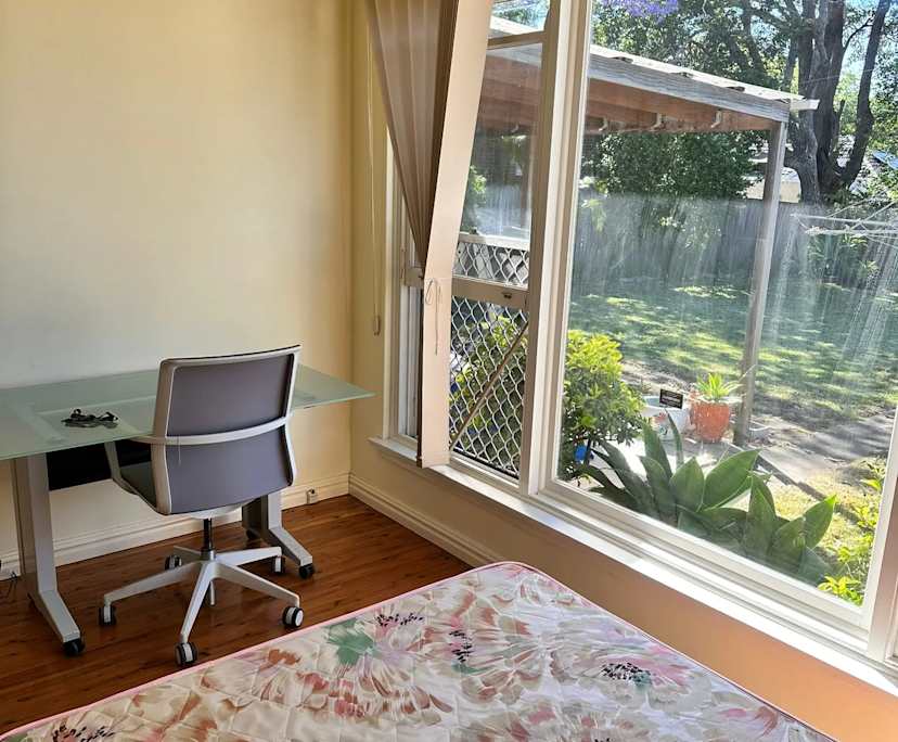 Furnished room in a share house