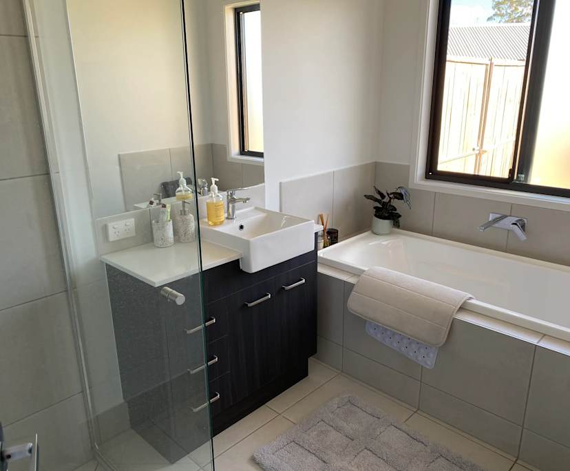 $300, Share-house, 2 rooms, Southside QLD 4570, Southside QLD 4570