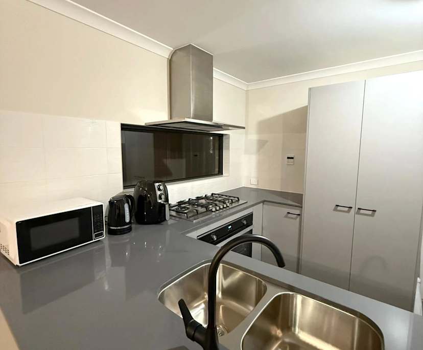 $375, Share-house, 4 bathrooms, Forrestfield WA 6058