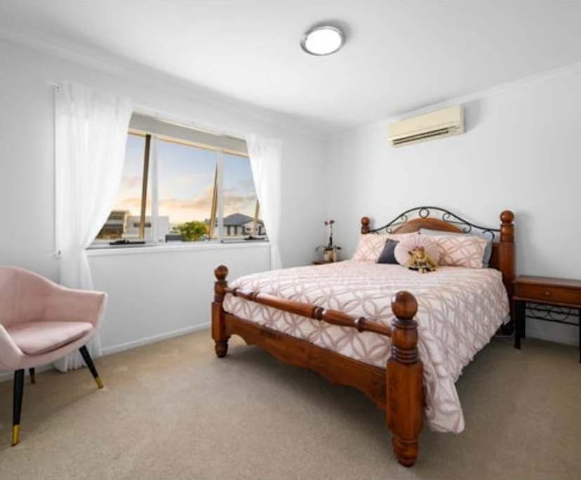 $450, Share-house, 5 bathrooms, Helensvale QLD 4212