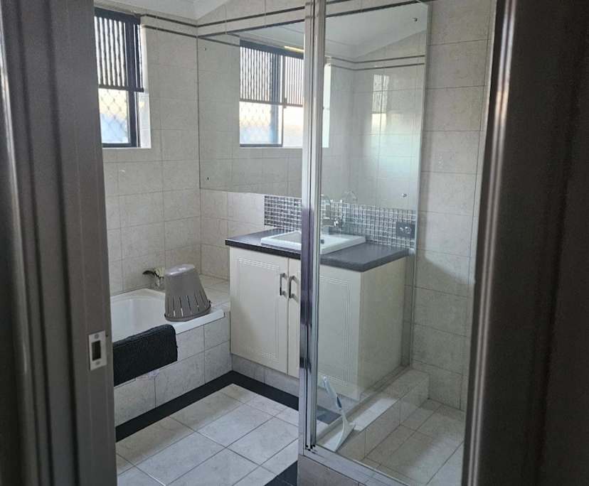 $250, Share-house, 4 bathrooms, Hocking WA 6065