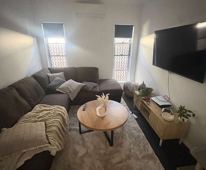 Furnished room with own bathroom