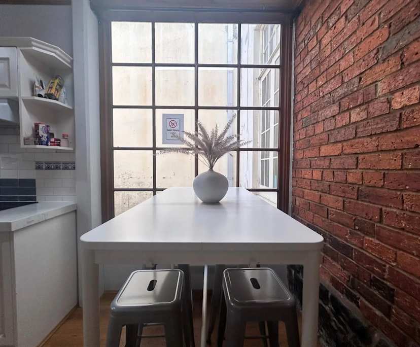 $220, Share-house, 4 bathrooms, North Melbourne VIC 3051