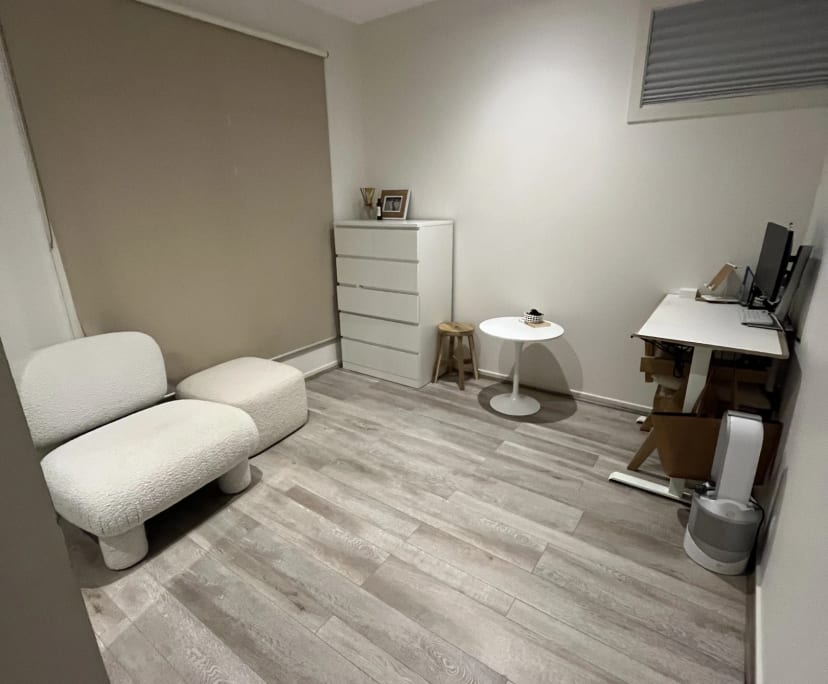 Unfurnished room with own bathroom