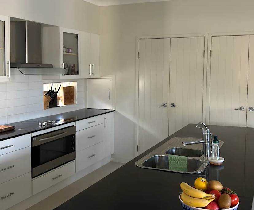 Unfurnished room with own bathroom