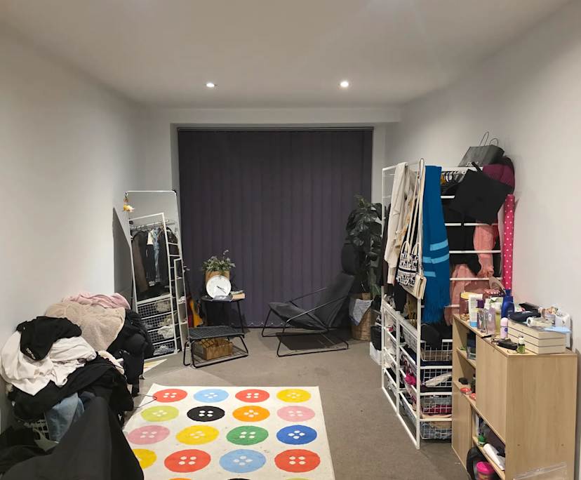 Unfurnished room with own bathroom