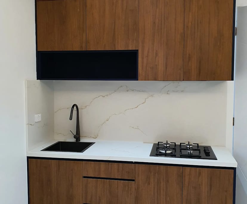 Unfurnished room granny flat for rent