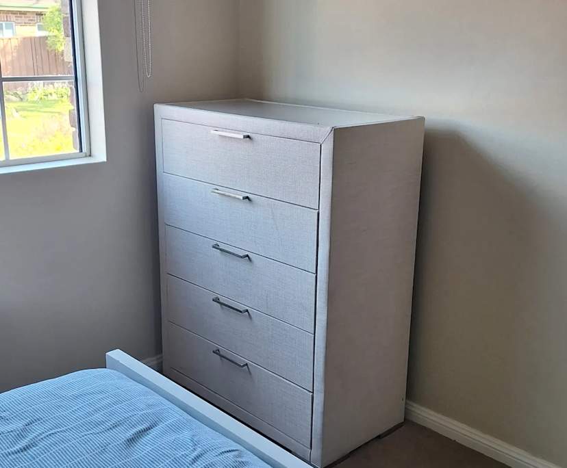 $300, Share-house, 4 bathrooms, Illawong NSW 2234