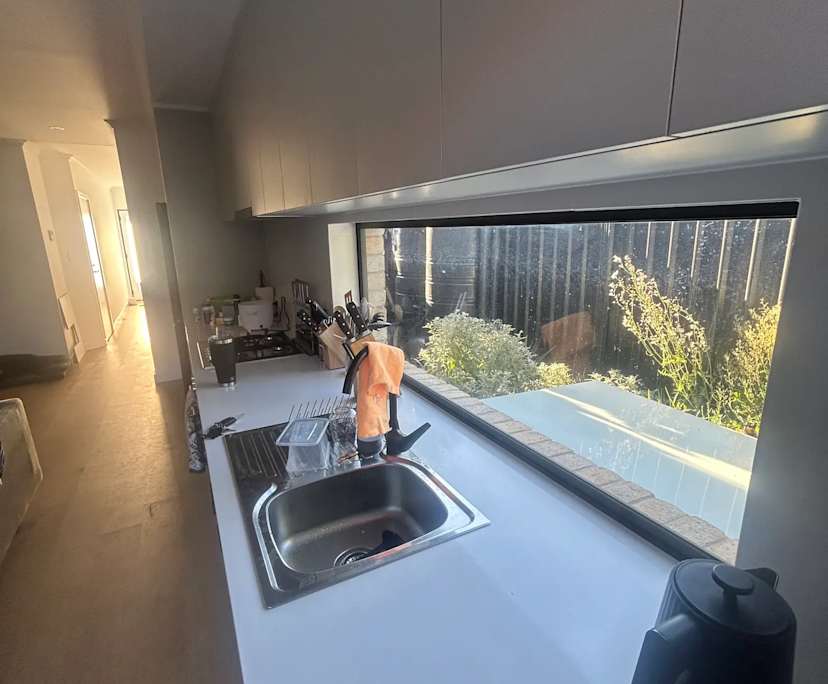 $300, Share-house, 2 bathrooms, Park Holme SA 5043