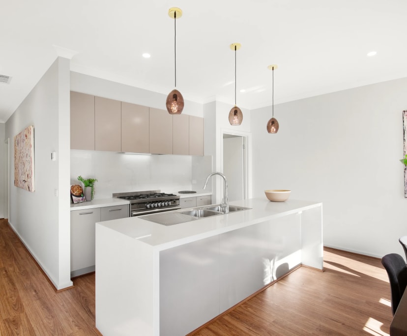 $185, Share-house, 3 bathrooms, Rockbank VIC 3335