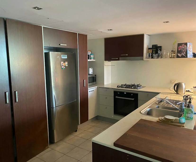 $300, Flatshare, 2 bathrooms, Fortitude Valley QLD 4006