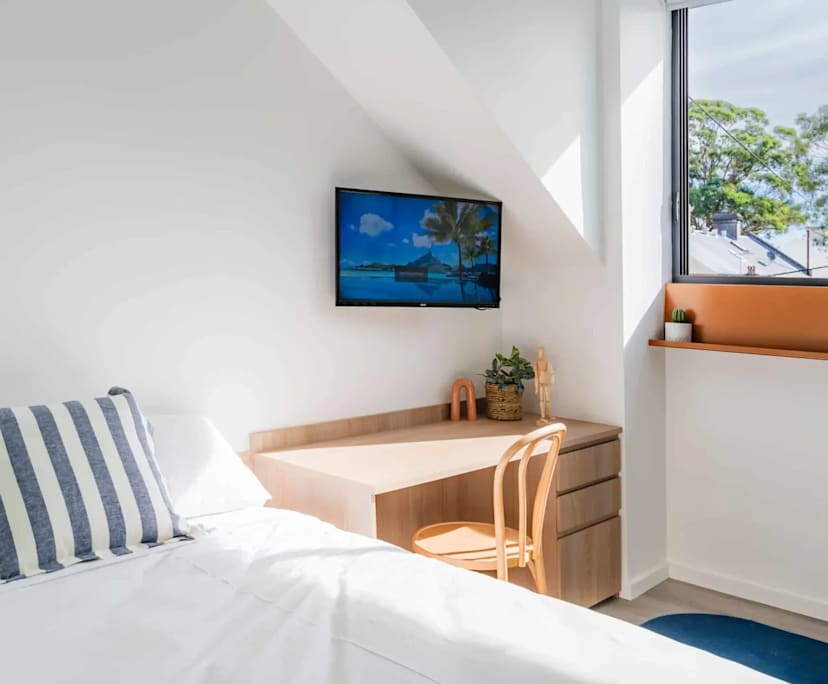 Furnished room studio flat for rent