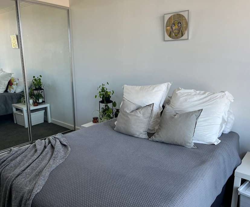 Furnished room with own bathroom