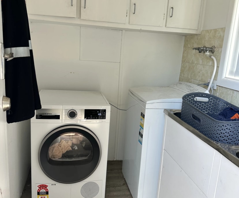 $200, Share-house, 4 bathrooms, Figtree NSW 2525