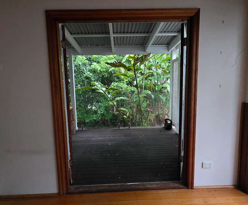 Room in a share house