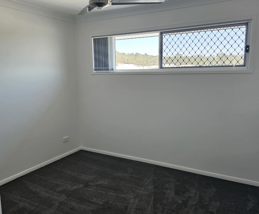 $180-300, Share-house, 2 rooms, Spring Mountain QLD 4300, Spring Mountain QLD 4300