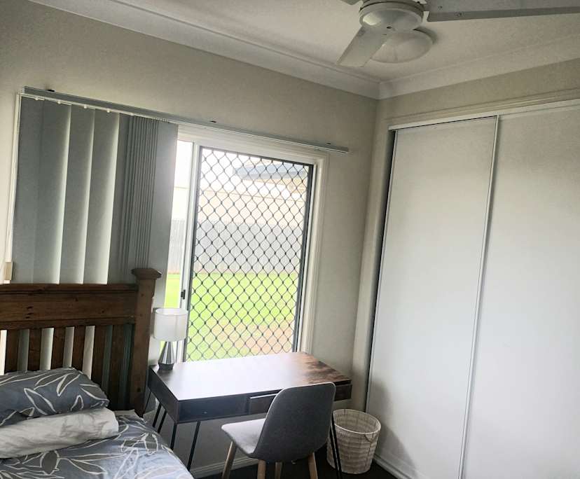 $235, Share-house, 4 bathrooms, Douglas QLD 4814