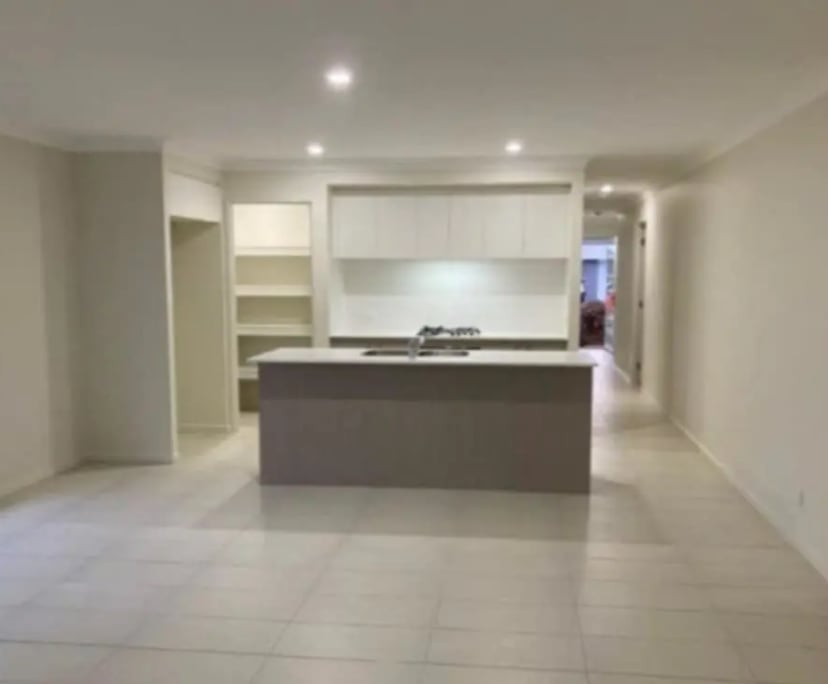 propertyImage